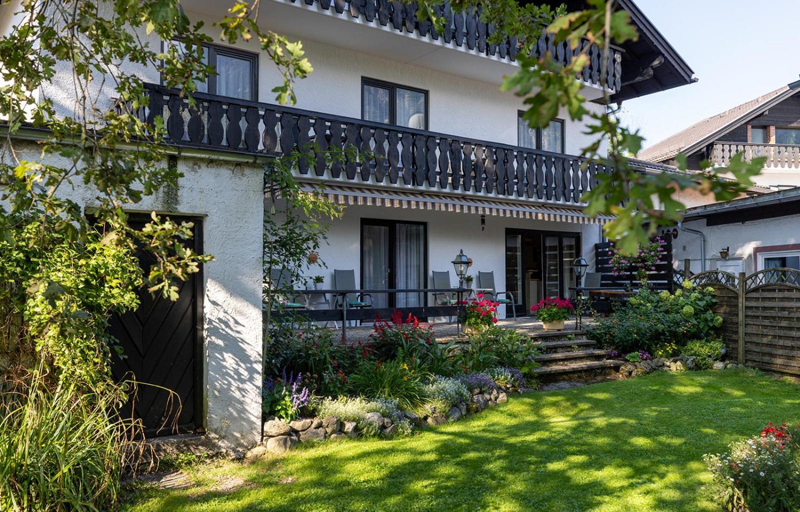 Hotel Alpenhof Oberau  Exterior photo