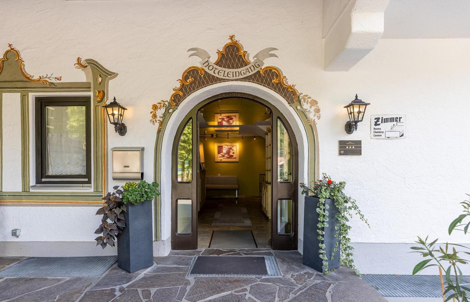 Hotel Alpenhof Oberau  Exterior photo